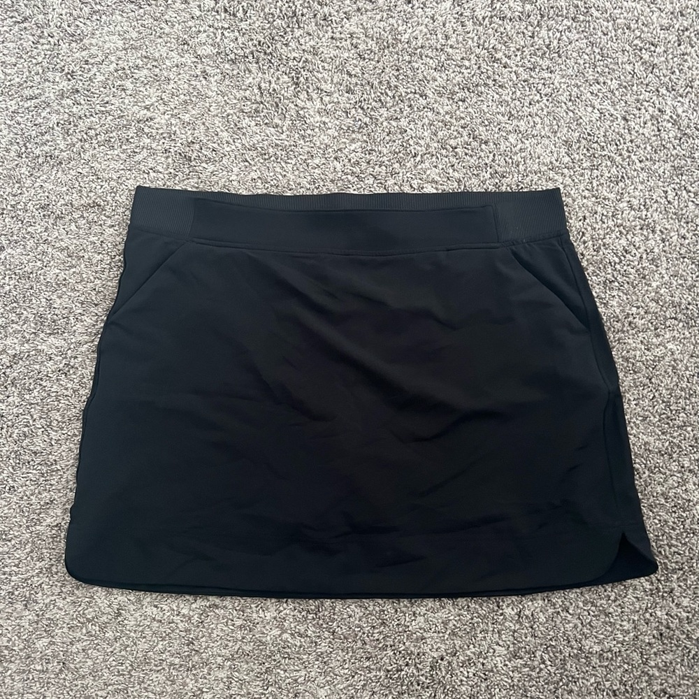 NWT Athletic black skirt w/ built in shorts